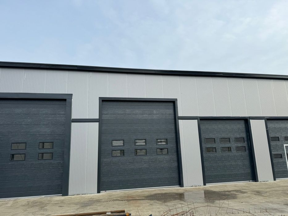 Usa secționala/ usa tip rulou/ usi de garaj/ poarta de gara/ usi