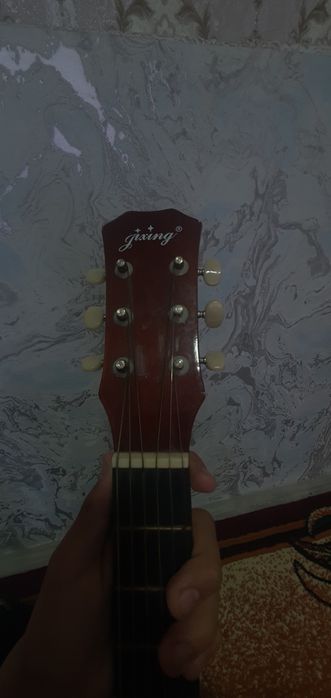 Gitara koreski yangi