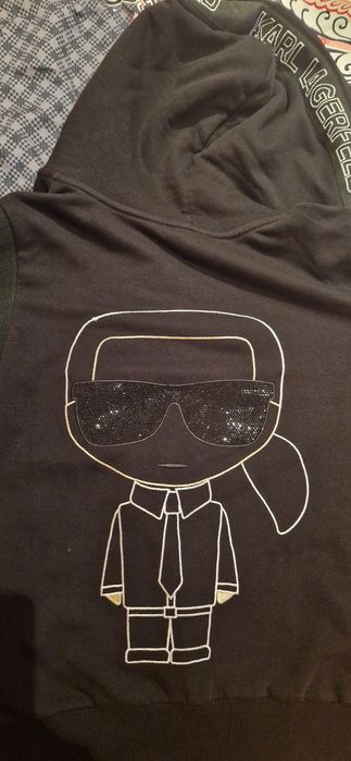 Комплект-(aнцуг)