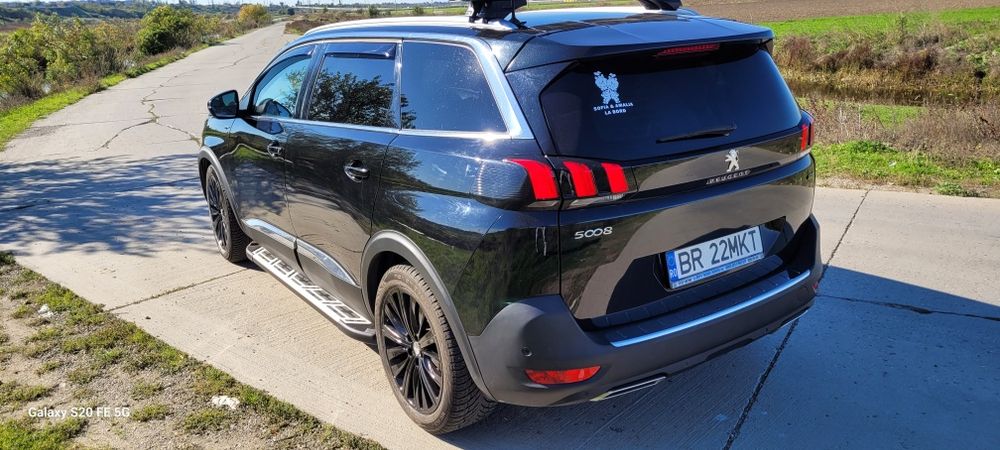 Vând mașină de familie! Peugeot 5008 cu 7 locuri