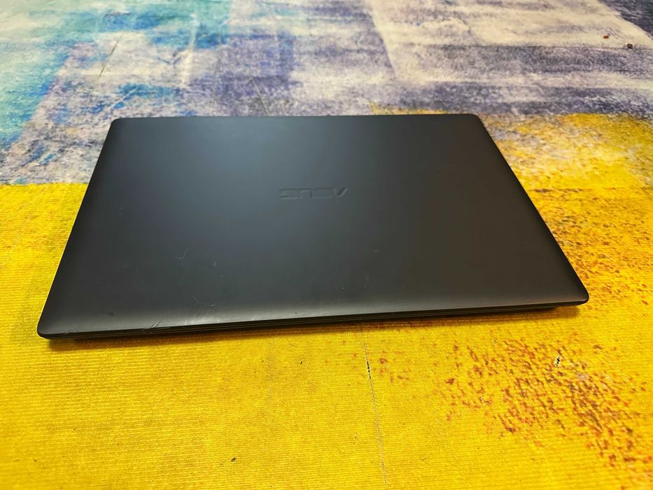 laptop asus R515m, intel n3540, ram 4 gb, hdd 1tb, win 10