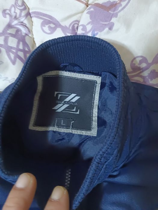 Geacă fis subțire de primăvară,marca PiazzItalia mărimea L.