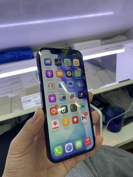iPhone 12 128GB в идеальном состоянии