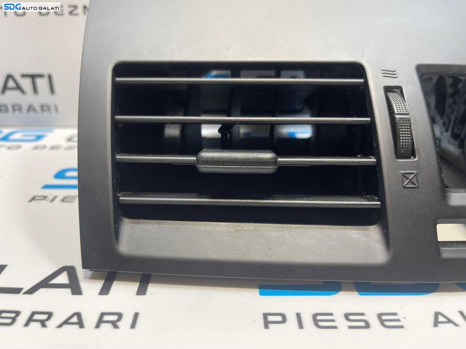 Gura Grila Grile Aer Aerisire Ventilatie Centrala Bord Mazda 3 2008 - 2013 Cod BBP3-55211