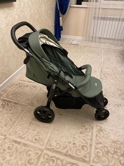 Продаю детскую коляску