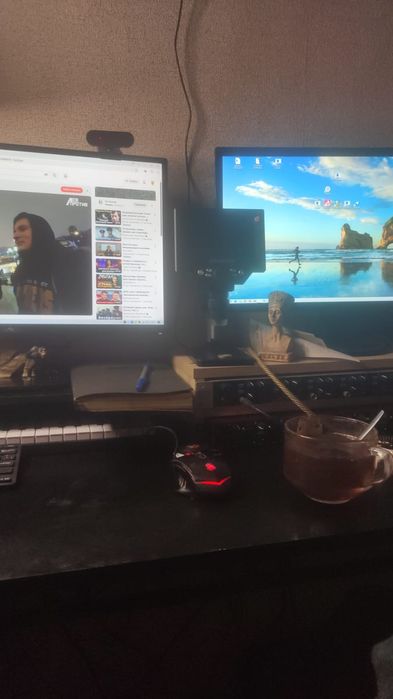 Срочно продам телефон