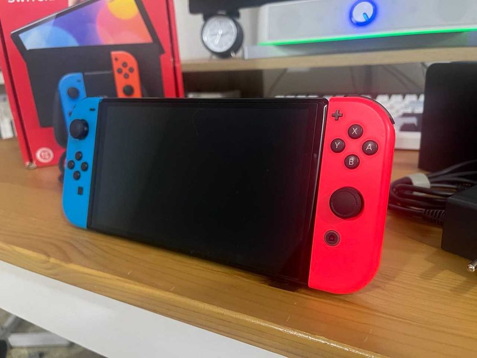 Прошитый Nintendo Switch Oled