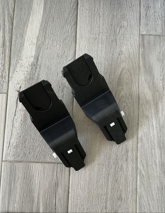 Chipolino Бебешко столче за кола Енигма 0-13 кг. с адаптери, пясък