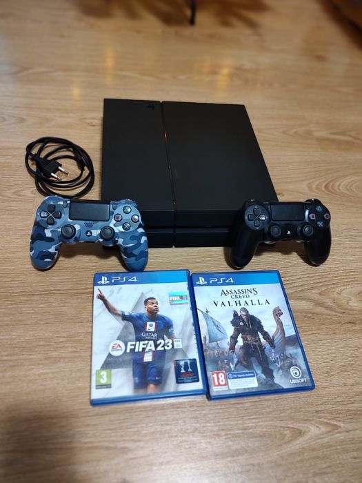 Consola PS4 PlayStation 4, perfect funcțional! 2 Manete + Jocuri Bonus