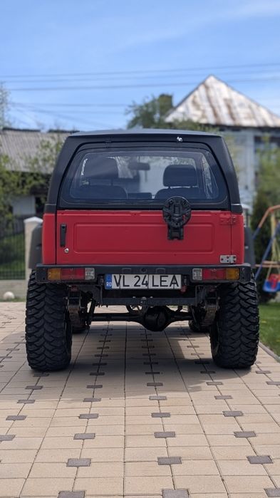 Suzuki Samurai 1.8 is