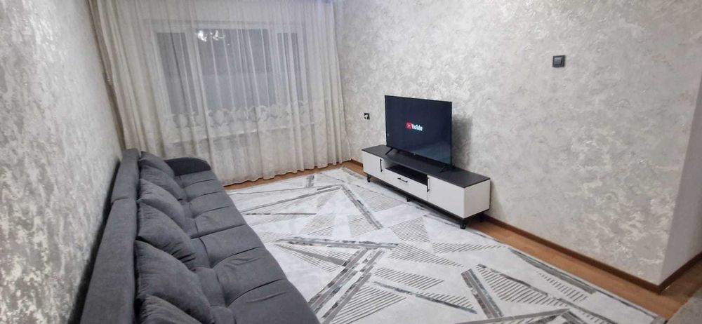 Помещение под бизнес 65.6 м² на 1-й линии ул. Жарокова (угол Толе би)