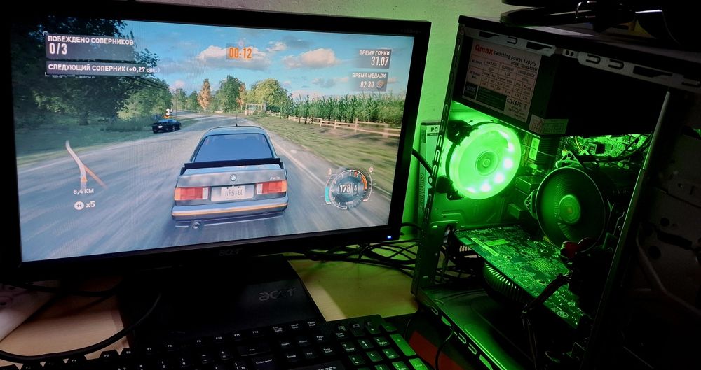 Продам компьютер в полном комплекте