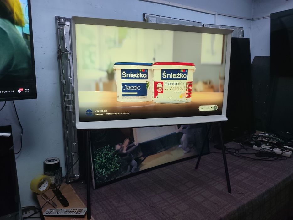 Срочно продам смарт 109 см samsung оригинал