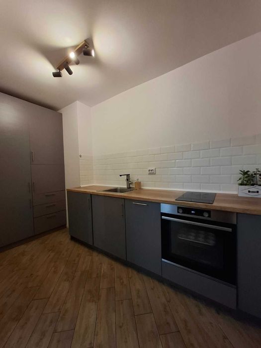 Дава се под наем Двустаен апартамент в Бургас, Възраждане - 55 кв.м за 484.5 € - Снимка #7