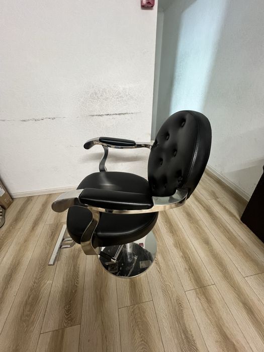 Кресло для парикмахеров