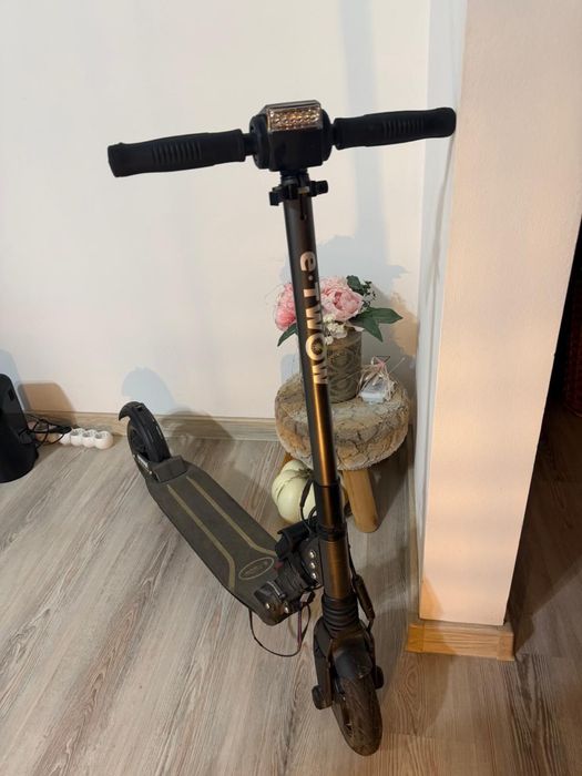 Trotineta electrica E-TWOW