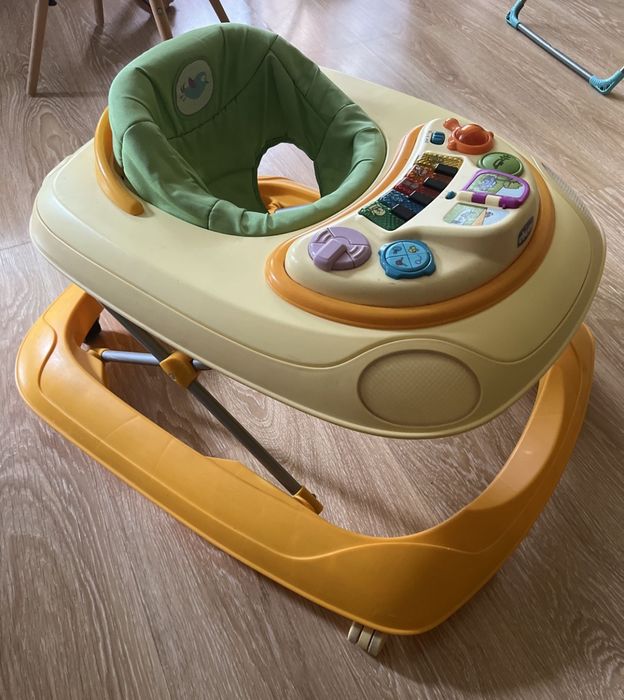 Детские ходунки chicco