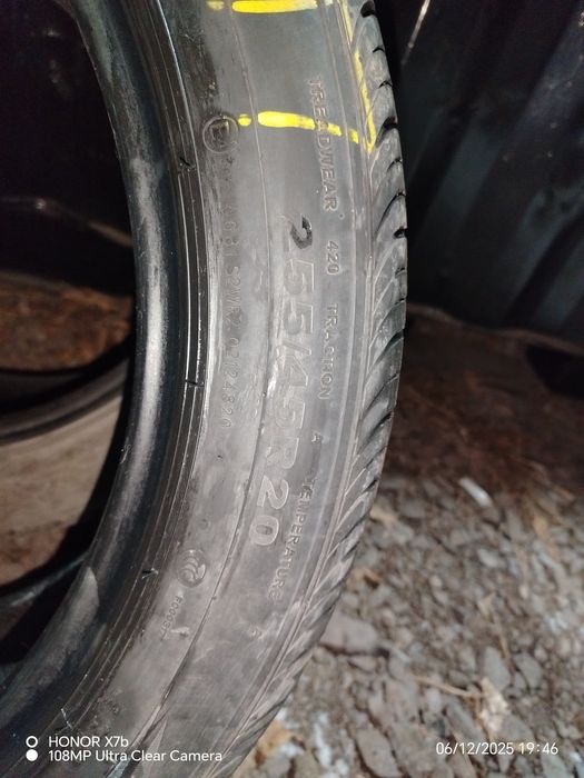 Шины  255 45 R20