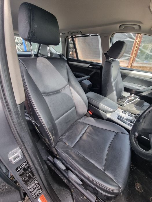 Interior complet BMW X3 F25 Facelift - SUV 4 Usi (1501)