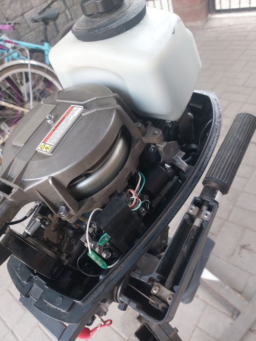 Продам мотор на лодку сеатан 6