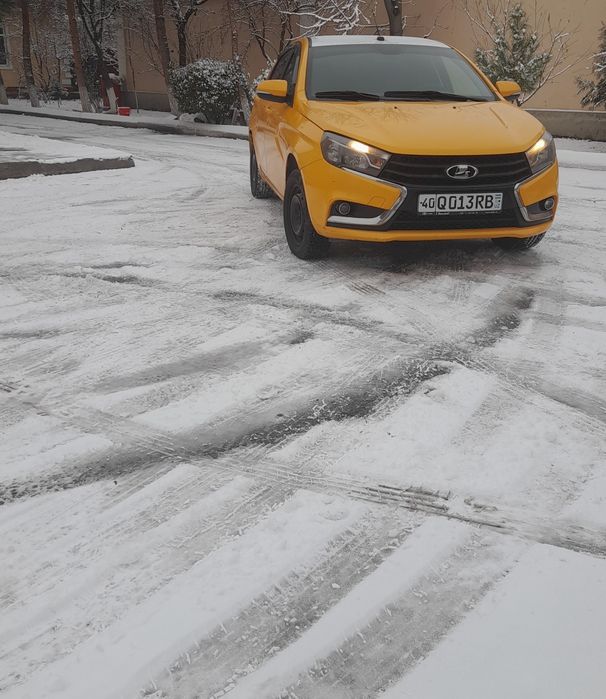 Lada vesta holati zor