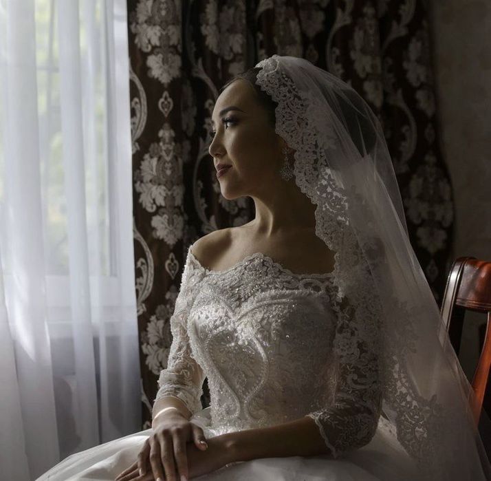 Продам срочно свадебное платье