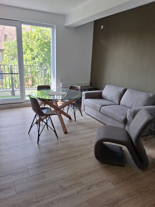 Proprietar vând apartament 3 camere