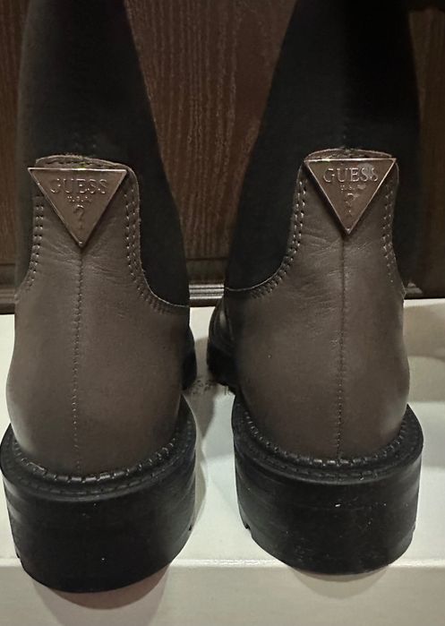 Женские сапоги GUESS
