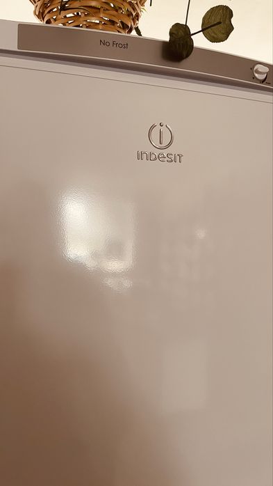 Indesit морозильник продам