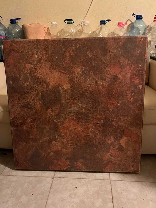 маси верзалитни с метални крака