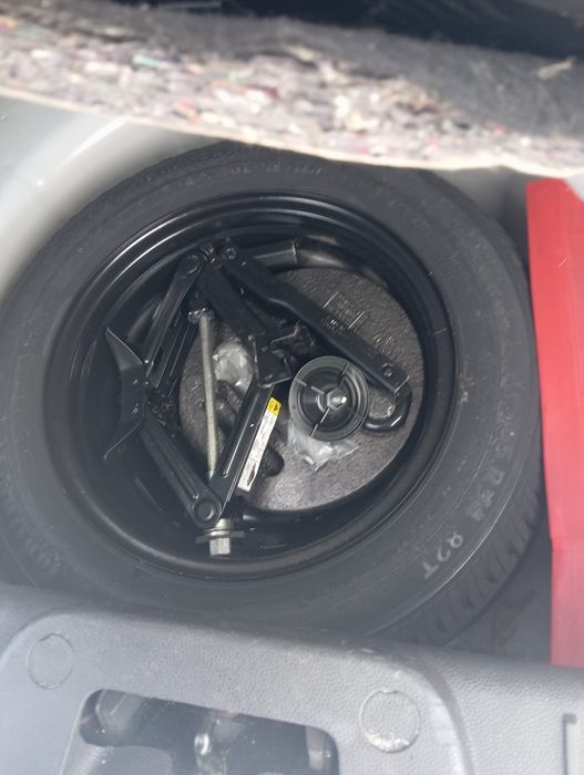 Vând Ford Fiesta 2016