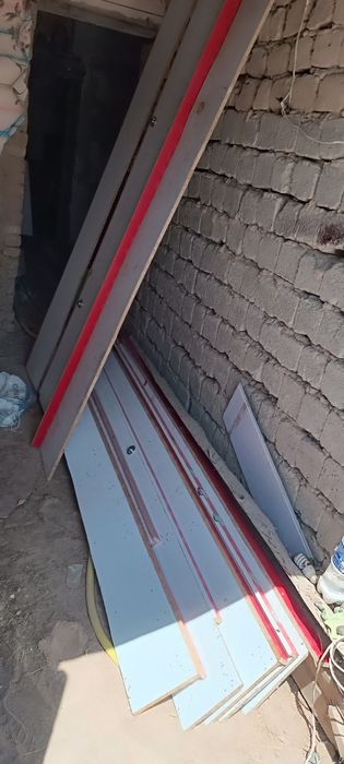 Doʻkon uchun mebel va xoladilniklar