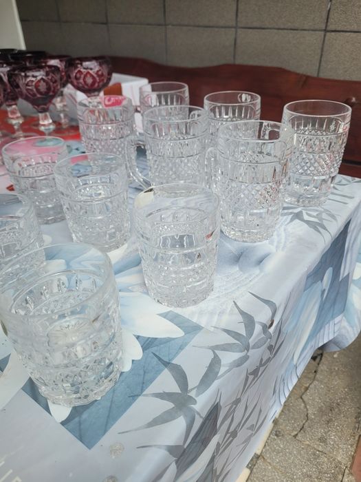 Vand pahare si halbe cristal