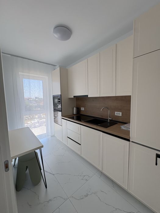 Apartament de inchiriat, Prima Arena