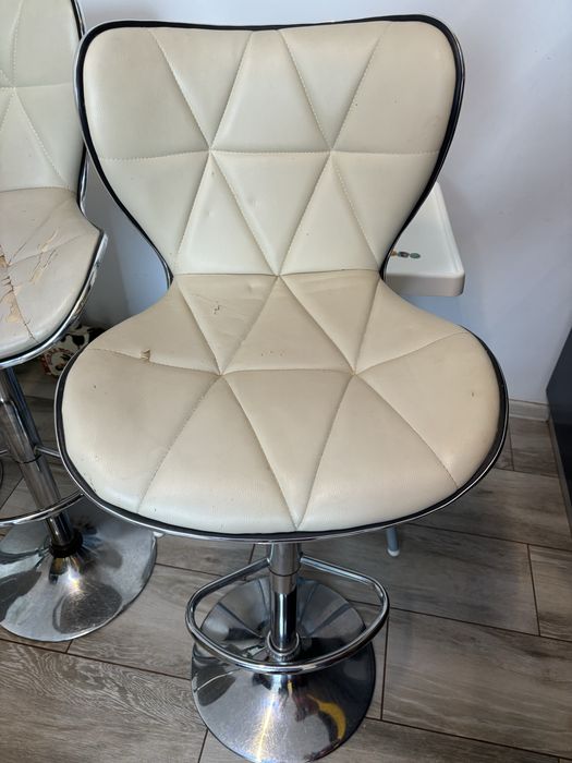 vand 4 scaune mobexpert utilizate