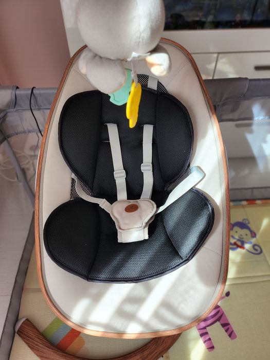 CANGAROO Електрическа люлка - шезлонг TRIUMPH