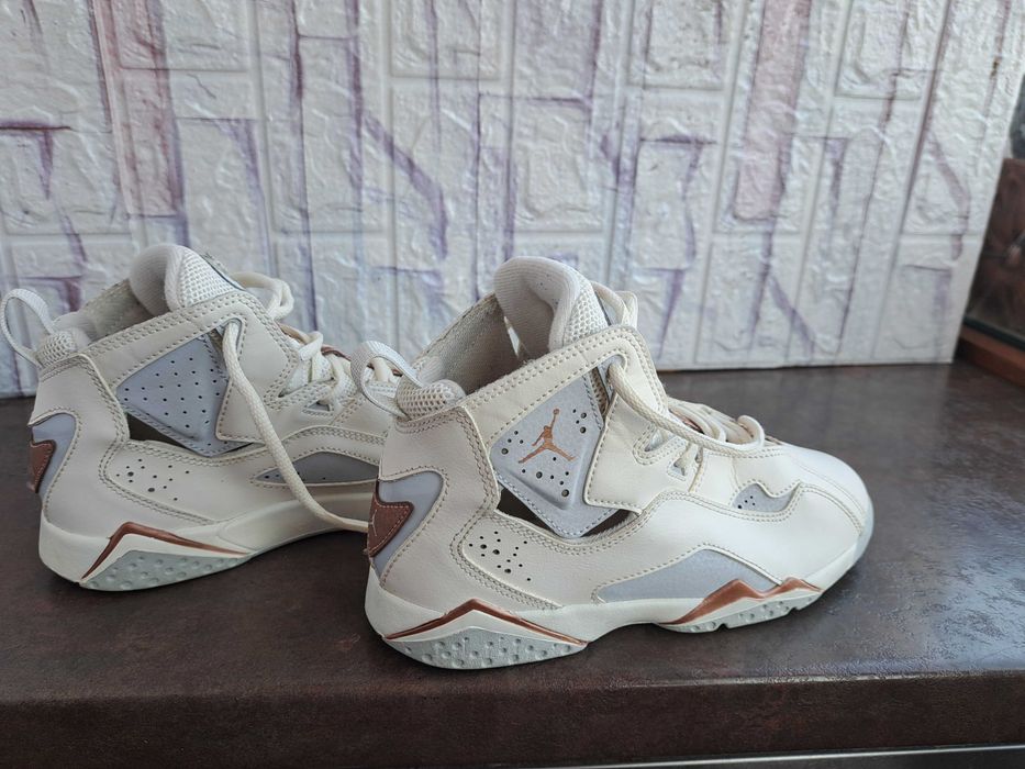 детски маратонки,кецове,спортни обувки,Air Jordan,ном 35,за момче Nike