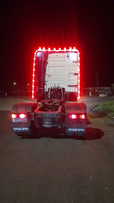 Vând ansamblu basculabil