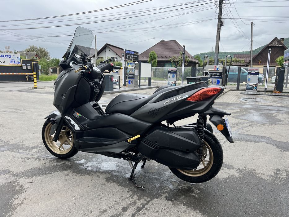 Yamaha X-max 300 tech max desing