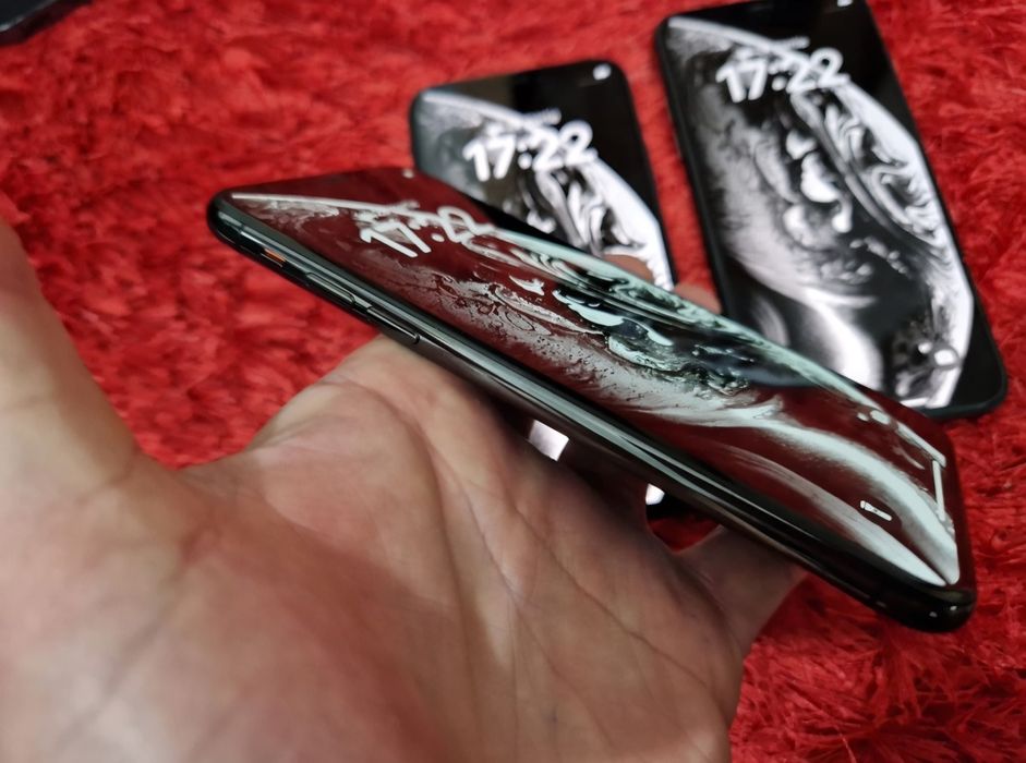 -Iphone XS, Noi, 64Gb, 4Ram Black Nefolosit ireprosabil Bat-84% Nefolosit-Bateria a scazut ca a stat in depozit nefolosit nici un semn de uzura