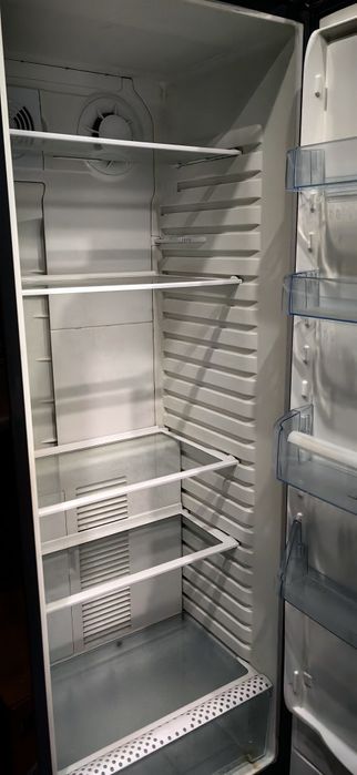 Продам холодильную камеру  Electrolux