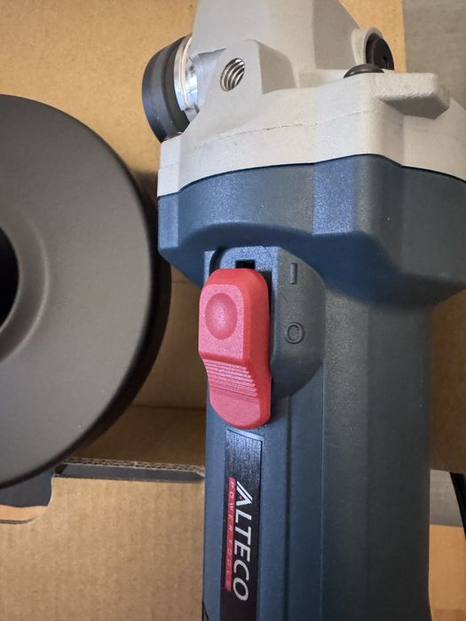 Продам Болгарку Alteco