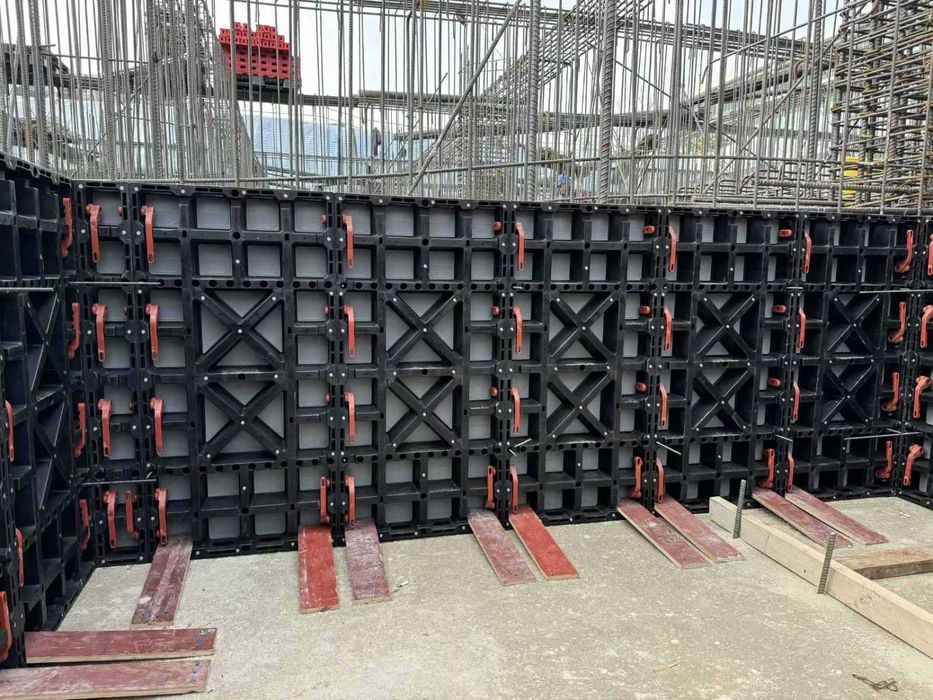 Висококачествен високополимерен кофраж