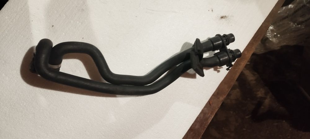 Furtun Radiator caldura Volvo xc 60