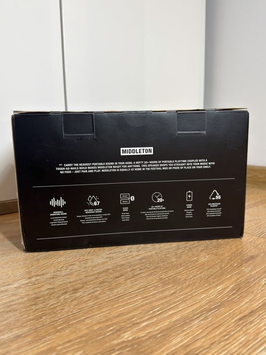 Boxa portabila MARSHALL Middleton, Bluetooth, IP67, Black & Brass NOUA