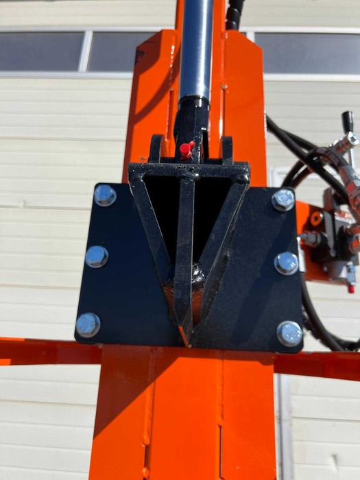 Цепачка за дърва – хидравлично задвижвана на трактор (Нова)