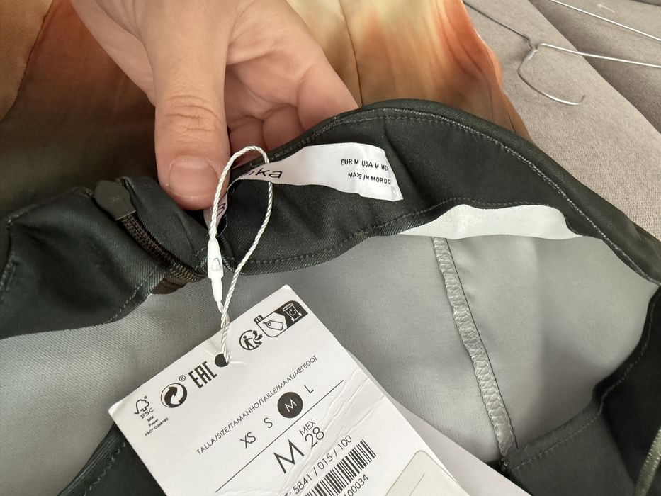 Rochie marimea M BERSHka