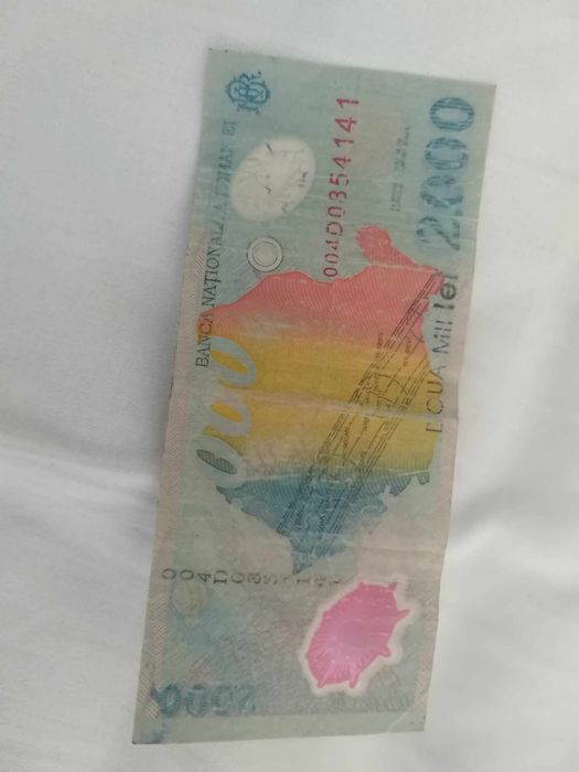 Vând bancnote vechi cu Brâncuși