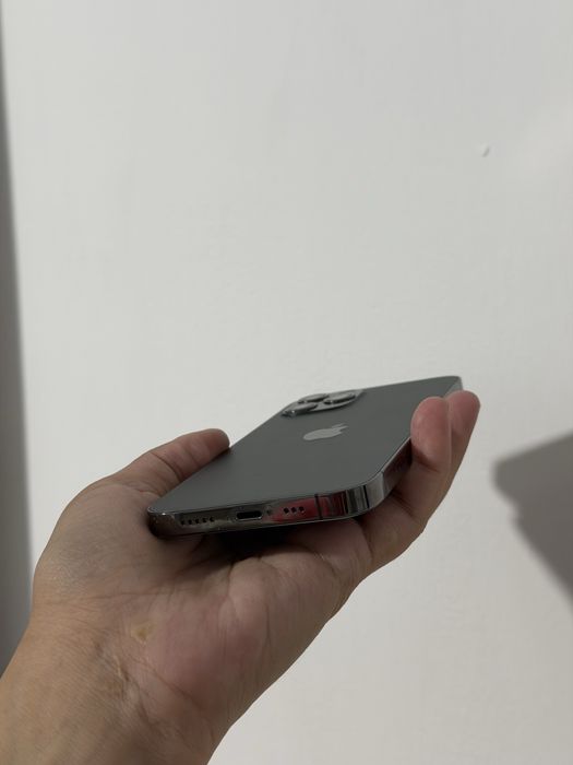 Айфон 12 про темный графит