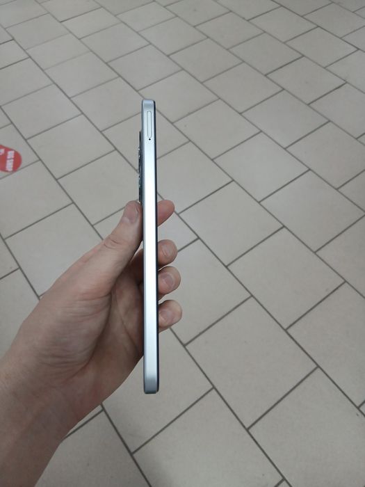 Продам телефон редми 15С